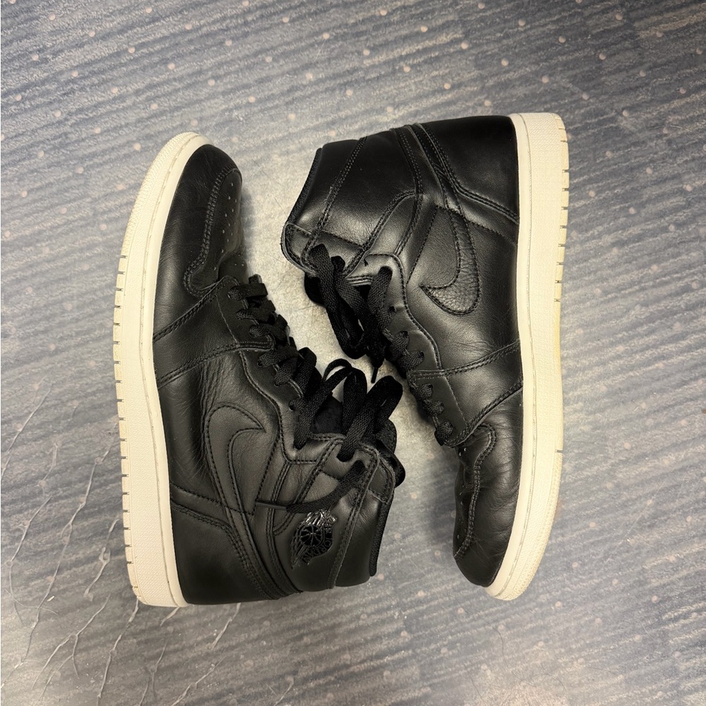 Air Jordan 1 Cyber Monday